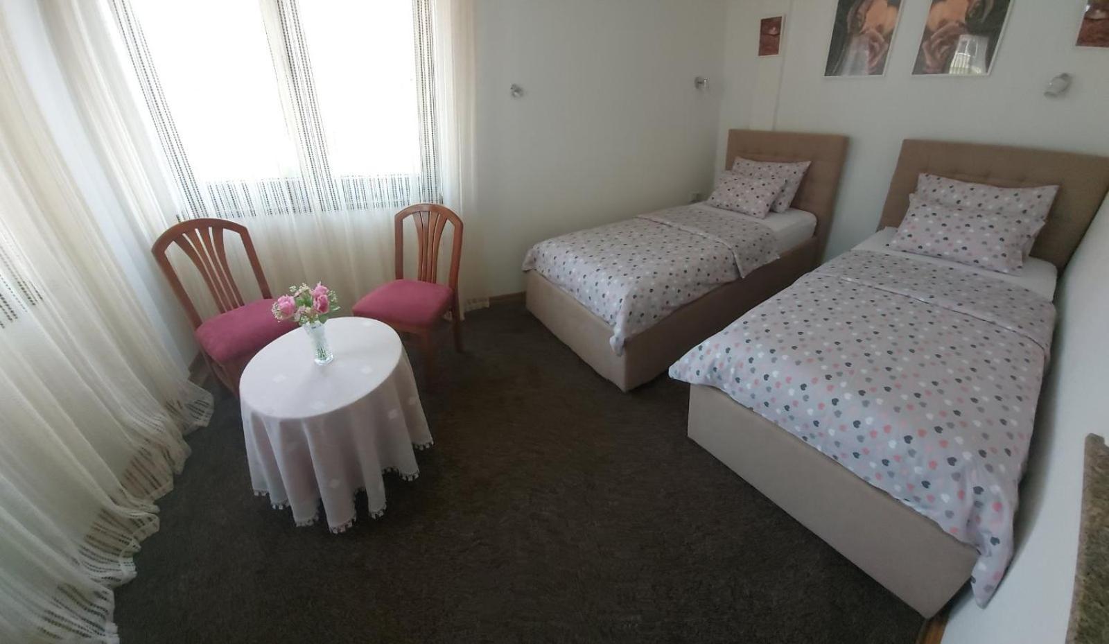 Bed & Breakfast Sjaj SJJ Værelse billede